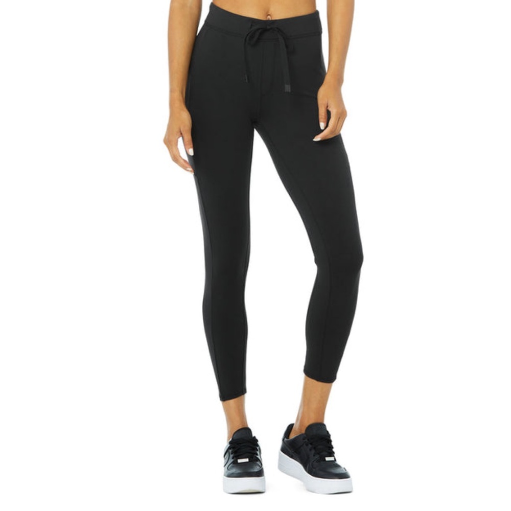 ALO Yoga high waisted check point legging.